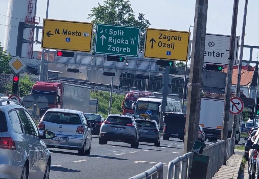 Prometne gužve na autocesti A1 prema Karlovcu kod Zagreba, gdje je planirana dogradnja treće vozne trake.